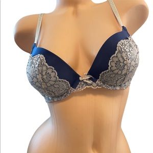 Victoria’s Secret Dream Angels Push up Bra 36A